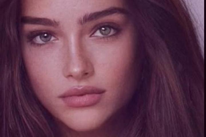 Ariana, 27, a chestnut hazel-eyed caucasian companion based in Teotihuacan de Arista. Offering A-Level, GFE, CIM, Overnight. Available for incall and outcall...