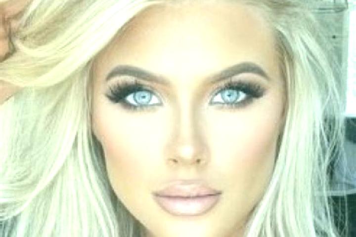 Ariana, 27, a platinum blonde amber-eyed mixed companion based in Podenzano. Offering Domination, Prostate Massage, Duos. Available for incall and outcall, o...