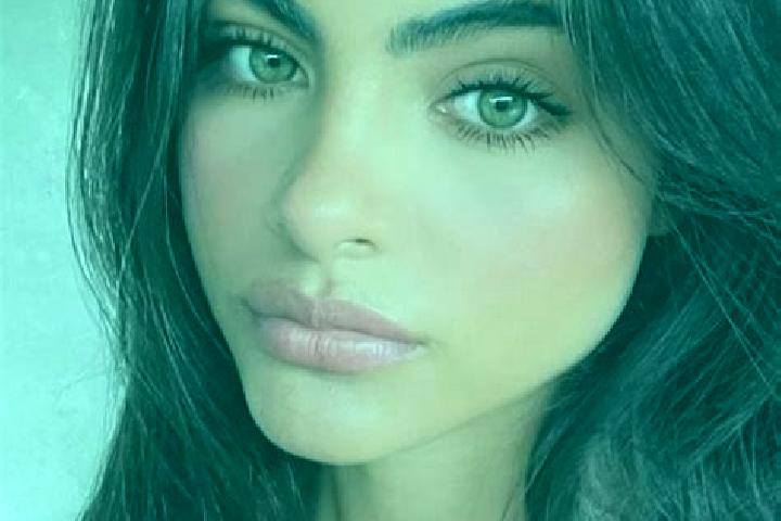 Ariana, 27, a red green-eyed european companion based in Alkhazurovo. Offering Domination, Roleplay, GFE. Available for incall and outcall, overnight booking...