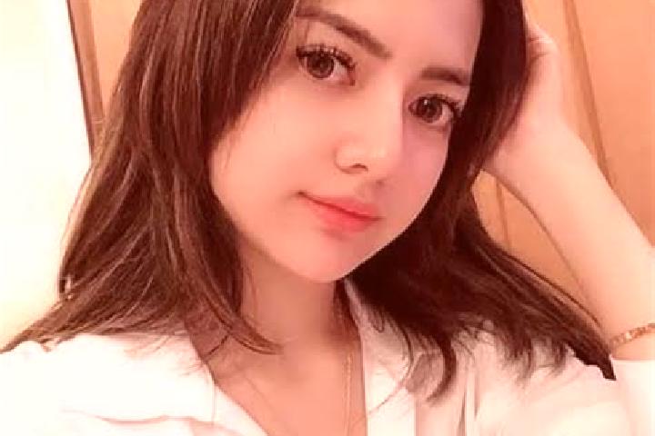 Ariana, 27 — Escort in Cihayam, Indonesia