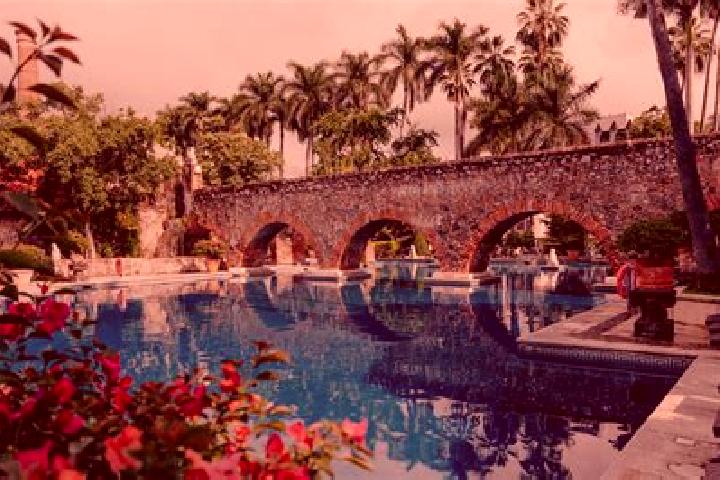 Ariana, 27 — Escort in Ex- Hacienda de Ocotza, Mexico