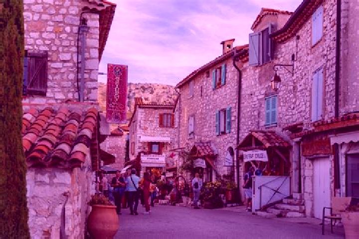 Ariana, 27 — Escort in Gourdon, France