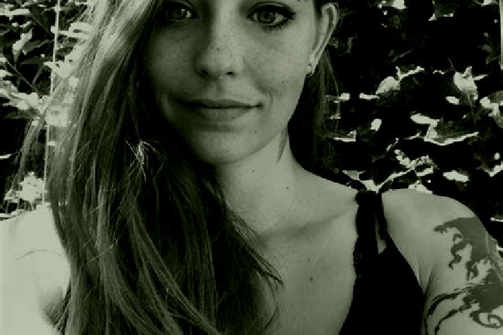 Ariana, 27 — Escort in Lapeyrouse-Mornay, France