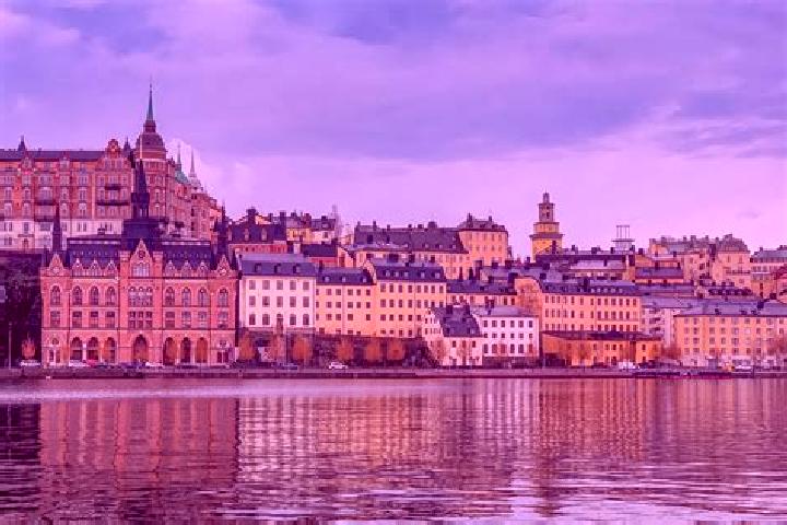 Ariana, 27 — Escort in Moerarp, Sweden