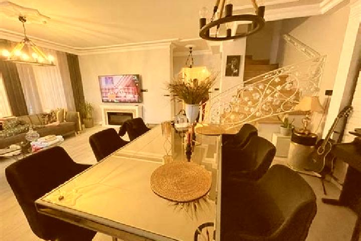 Ariana, 27 — Escort in Yenisehir, Turkey