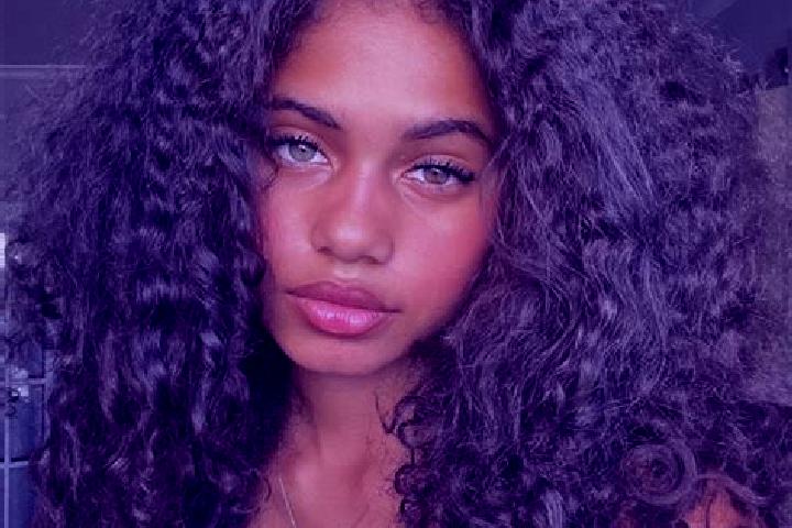 Ariana, 28, a black grey-eyed ebony companion based in Leerdam. Offering Couples, Erotic Massage, Party Girl, Girlfriend Experience, OWO. Available for incal...