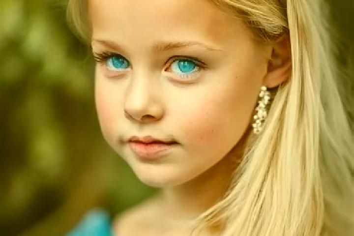 Ariana, 28, a blonde blue-eyed middle eastern companion based in Juan Uvera. Offering BDSM, Erotic Massage. Available for incall and outcall, day and evening...