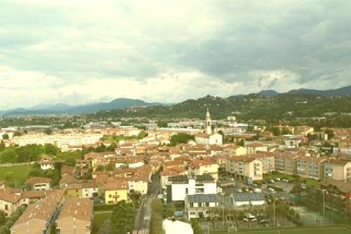 Ariana, 28 — Escort in Azzano San Paolo, Italy