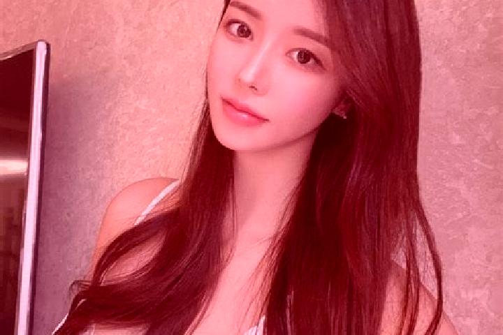 Ariana, 28 — Escort in Erentepe, Turkey