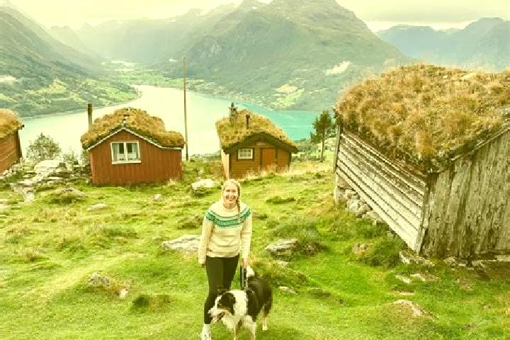 Ariana, 28 — Escort in Knappskog, Norway