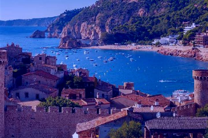 Ariana, 28 — Escort in Molinillo, Spain