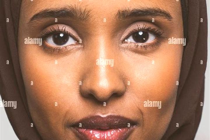 Ariana, 29, a black brown-eyed middle eastern companion based in Frosinone. Offering Couples, Overnight, Erotic Massage, Massage. Available for incall and ou...