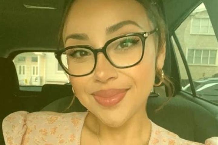 Ariana, 29 — Escort in Eastwick, United States