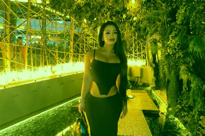 Ariana, 29 — Escort in Khar, Pakistan