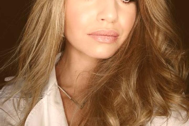 Ariana, 29 — Escort in Swinna, Poland
