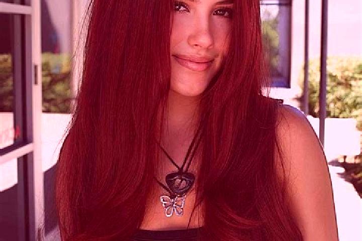Ariana, 30, a auburn dark-eyed slavic companion based in Tarnivtsi. Offering Party Girl, Erotic Massage, BDSM, Overnight, Prostate Massage. Available for inc...