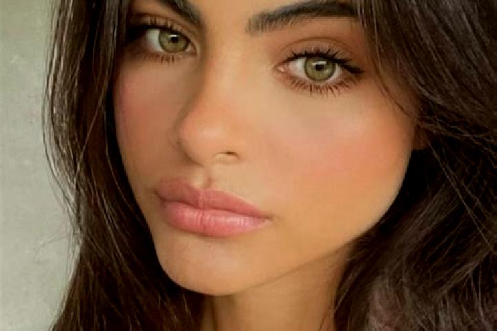 Ariana, 30, a black hazel-eyed caribbean companion based in Shimoigusa. Offering Overnight, A-Level, 69. Available for incall and outcall, day and evening da...