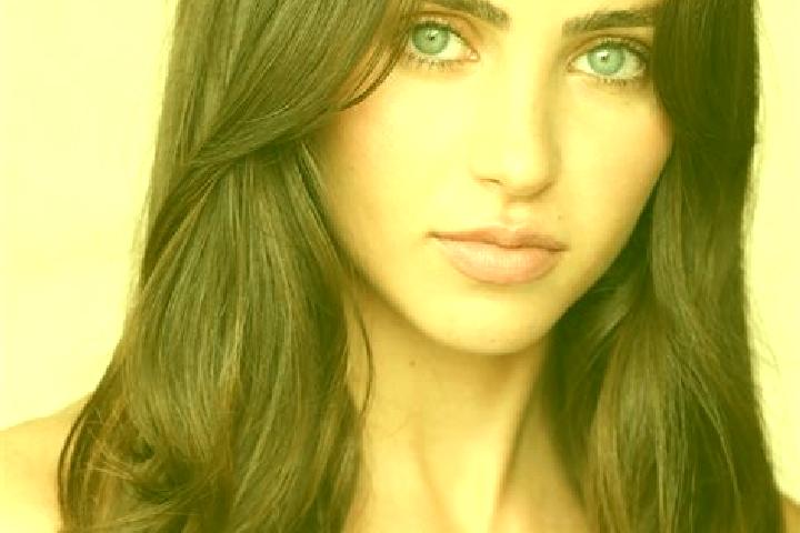 Ariana, 30, a brunette brown-eyed latina companion based in Janos. Offering Erotic Massage, Fetish, Tantra, Party Girl. Available for incall and outcall, day...