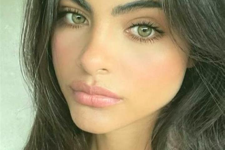 Ariana, 30, a brunette green-eyed slavic companion based in Yuhuangmiao. Offering Domination, Overnight, Tantra. Available for incall and outcall, overnight ...