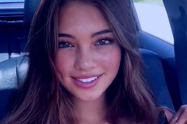 Ariana, 30, a brunette grey-eyed caribbean companion based in Goekcaege. Offering Duos, GFE, Girlfriend Experience, Tantra. Available for incall and outcall,...