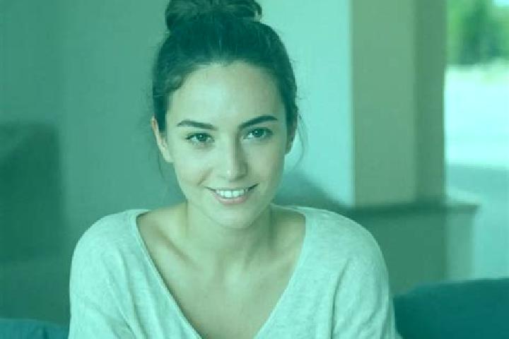 Ariana, 30 — Escort in Adamsville, United States