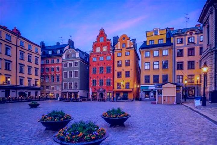 Ariana, 30 — Escort in Helsingborg, Sweden