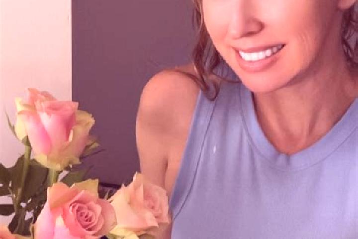 Ariana, 30 — Escort in Lewis Point, Canada