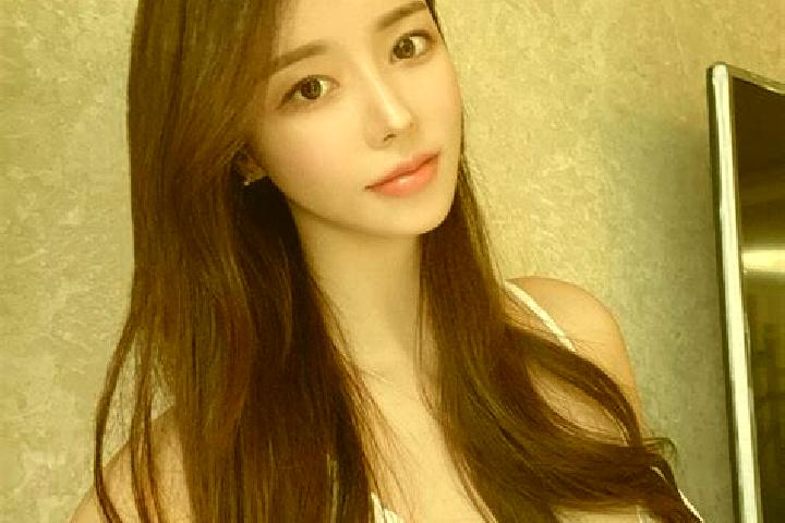 Ariana, 30 — Escort in Tangzang, China
