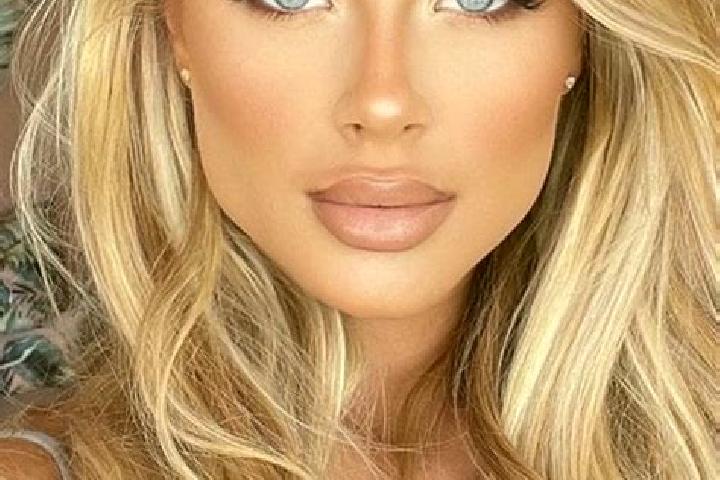 Ariana, 31, a blonde blue-eyed latina companion based in Chelmondiston. Offering GFE, Roleplay, Striptease, Party Girl, Tantra. Available for incall and outc...