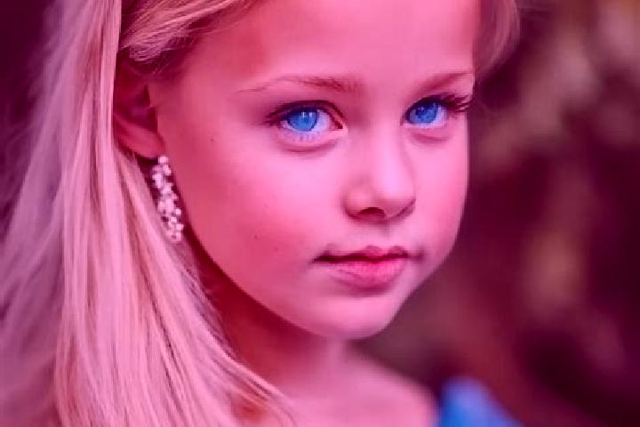 Ariana, 31, a blonde blue-eyed middle eastern companion based in Chaykhansar. Offering Party Girl, Prostate Massage, Couples, Deep French Kissing. Available ...