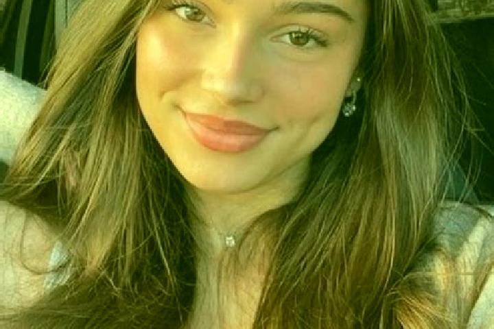 Ariana, 31, a brunette hazel-eyed slavic companion based in Warkworth. Offering A-Level, Travel Companion, 69. Available for incall and outcall, overnight bo...