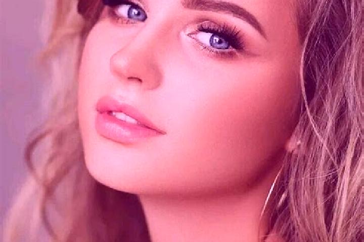 Ariana, 31, a dark blonde blue-eyed asian companion based in Copalnic. Offering Striptease, BDSM, Massage. Available for incall and outcall, overnight bookin...