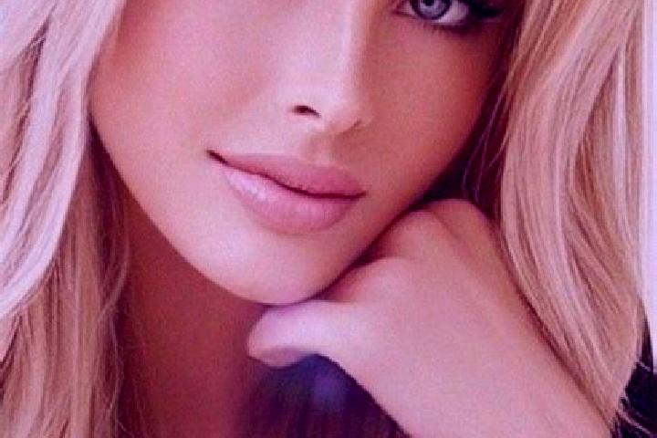 Ariana, 31, a dark blonde blue-eyed caucasian companion based in Clit. Offering GFE, Girlfriend Experience, Prostate Massage, Couples, Roleplay. Available fo...