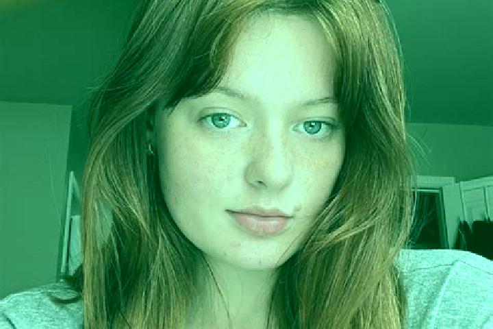 Ariana, 31, a red blue-eyed mixed companion based in Caudete. Offering Travel Companion, Deep French Kissing, Erotic Massage, Party Girl. Available for incal...