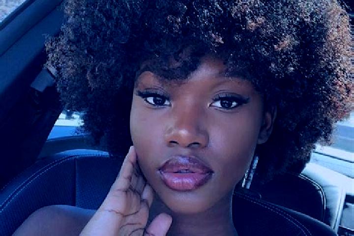 Ariana, 31, a red dark-eyed ebony companion based in Antunez (Morelos). Offering Domination, Overnight. Available for incall and outcall, day and evening dates.
