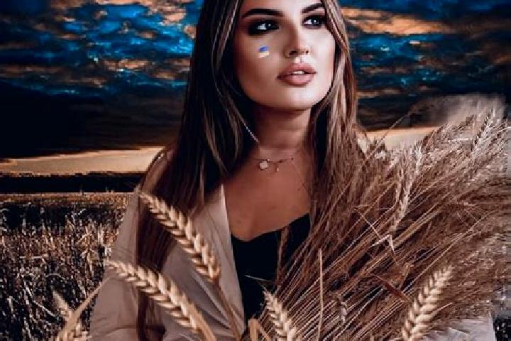 Ariana, 31 — Escort in Bohorodchany, Ukraine
