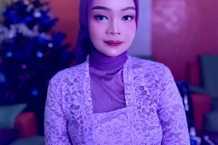 Ariana, 31 — Escort in Dawung, Indonesia