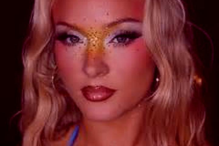 Ariana, 31 — Escort in Karsin, Poland
