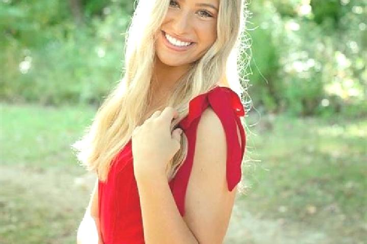 Ariana, 31 — Escort in Moberly, United States