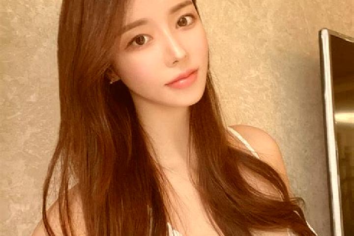 Ariana, 31 — Escort in Shadiping, China