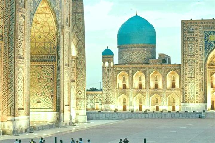 Ariana, 31 — Escort in Yangibozor, Uzbekistan