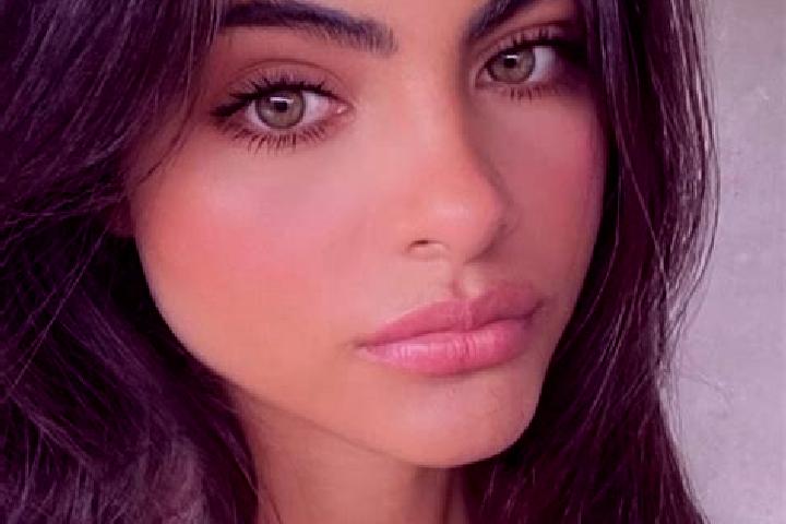 Ariana, 32, a black dark-eyed indian companion based in Sindong. Offering Girlfriend Experience, Overnight, OWO, Couples. Available for incall and outcall, d...