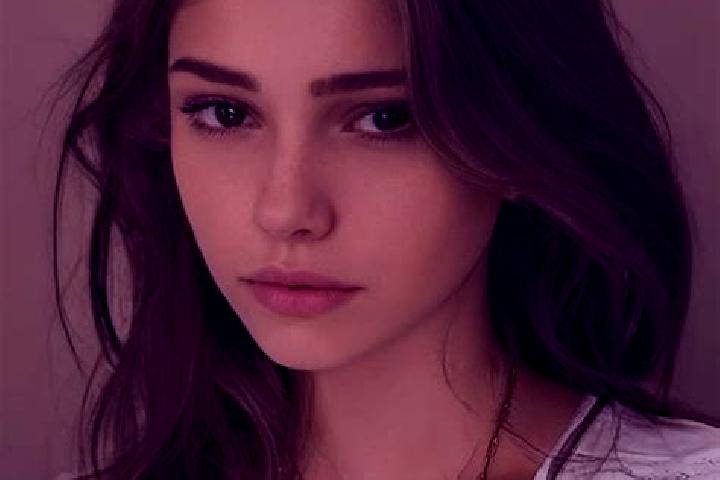 Ariana, 32, a brunette hazel-eyed slavic companion based in Schinnen. Offering BDSM, Travel Companion, CIM, Girlfriend Experience, Deep French Kissing. Avail...