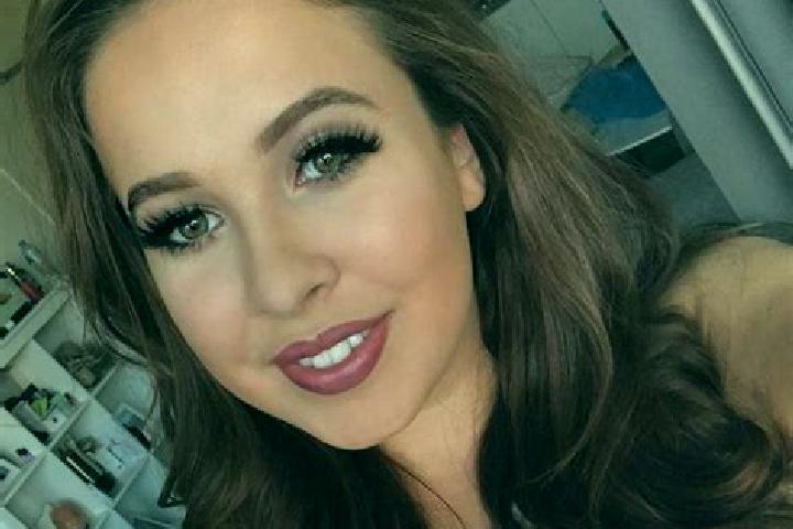 Ariana, 32, a chestnut grey-eyed middle eastern companion based in Lazne Bohdanec. Offering OWO, Fetish, Tantra, A-Level, Prostate Massage. Available for inc...