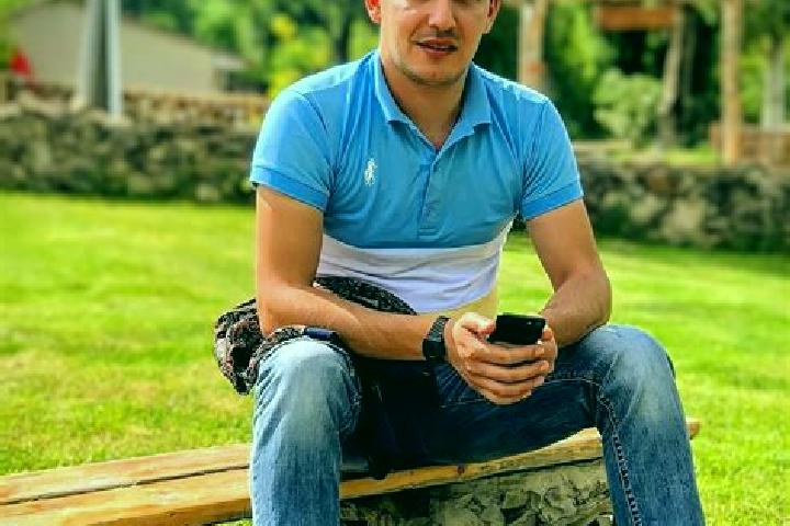 Ariana, 32 — Escort in Bavra, Armenia