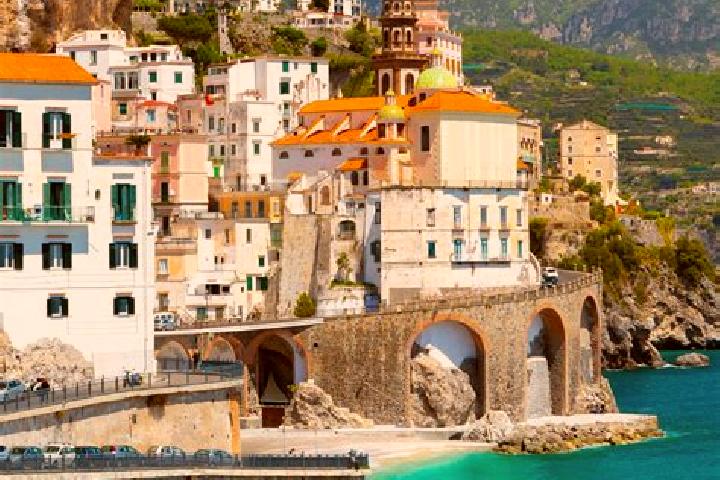Ariana, 32 — Escort in Brembilla, Italy