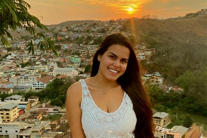 Ariana, 32 — Escort in Ferros, Brazil