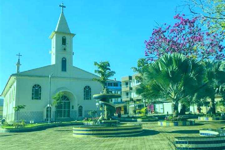 Ariana, 32 — Escort in Santa Efigenia de Minas, Brazil