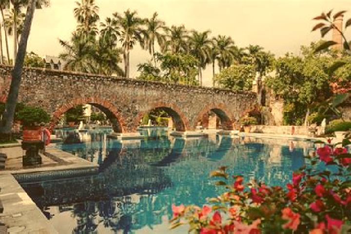 Ariana, 32 — Escort in Tecamalucan, Mexico