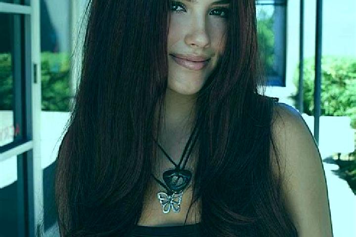 Ariana, 33, a auburn dark-eyed asian companion based in Biebrich. Offering Dinner Date, BDSM, 69, Overnight, Tantra. Available for incall and outcall, overni...